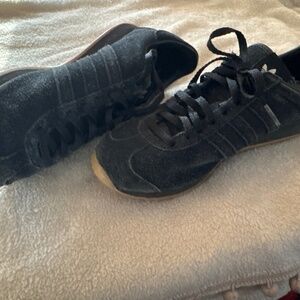 Khaite (full black) by Adidas- Size 9 women’s